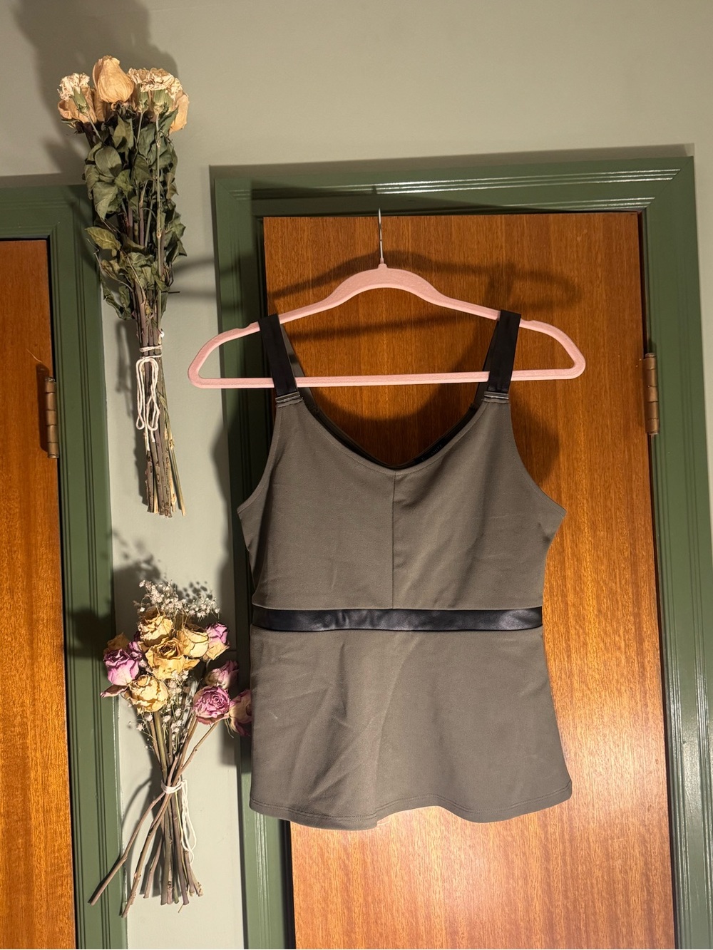 Dynamite Green Peplum Tank Size Medium